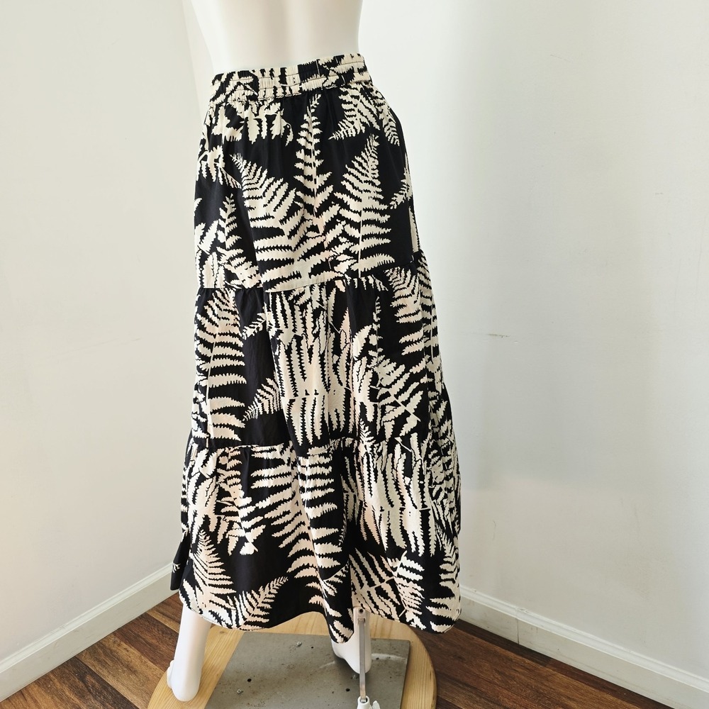 Flora Bea NYC Romaro Skirt Size S Midi Floral Fern Print Tiered Pull-On Preppy - Picture 2 of 7